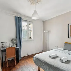 wonderful-apartment-close-champs-elysees.fr-paris.fr/